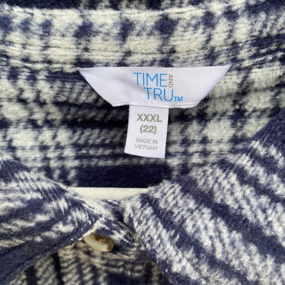 Time and Tru Women's Plaid Button Down Shirt Size XXXL NWT Dark Navy Plaid - Picture 7 of 12